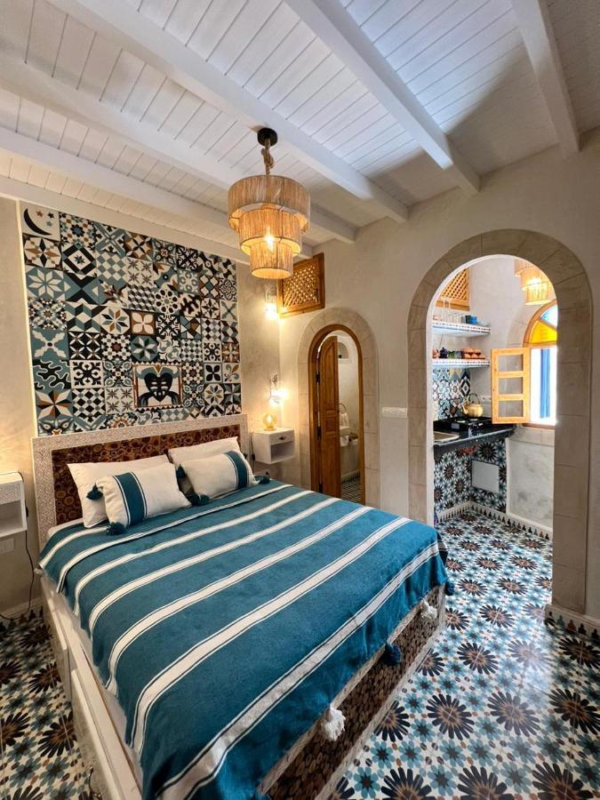 Готель Riad Dar El Hania Ес-Сувейра Екстер'єр фото
