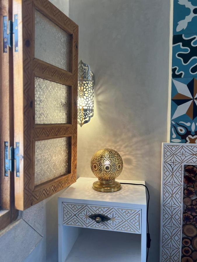 Готель Riad Dar El Hania Ес-Сувейра Екстер'єр фото
