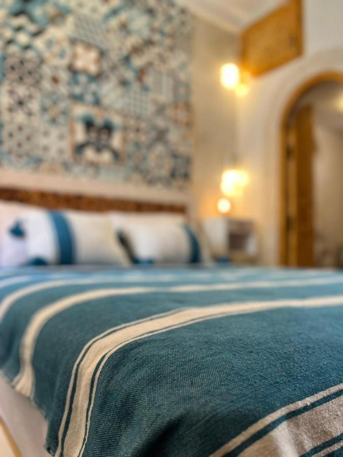 Готель Riad Dar El Hania Ес-Сувейра Екстер'єр фото