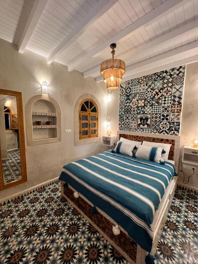 Готель Riad Dar El Hania Ес-Сувейра Екстер'єр фото