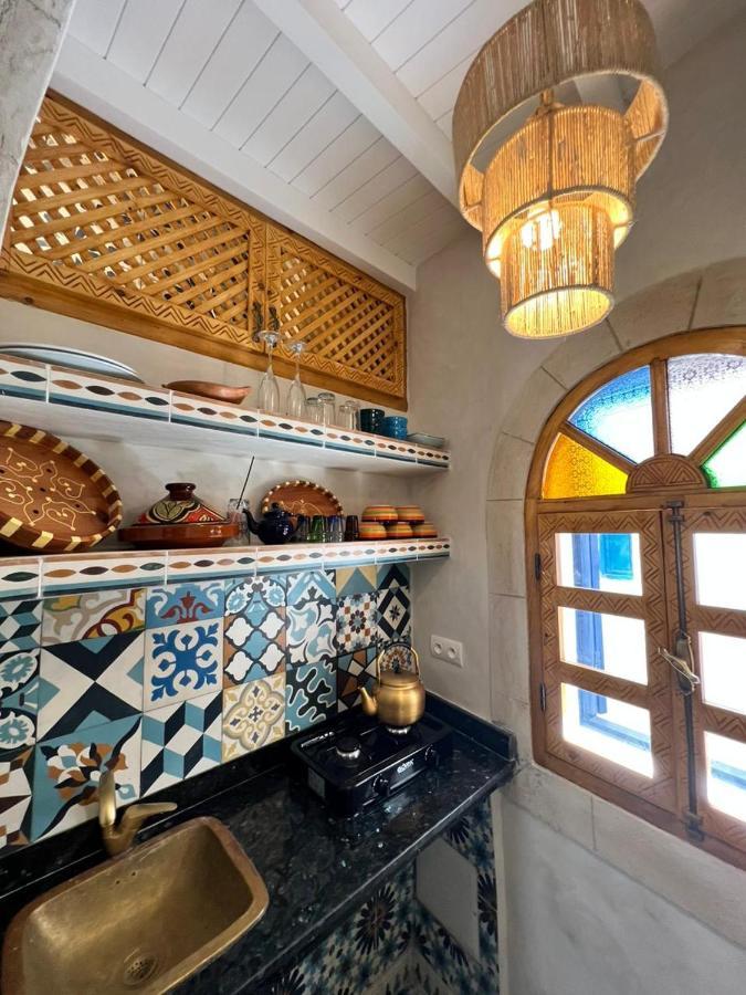 Готель Riad Dar El Hania Ес-Сувейра Екстер'єр фото