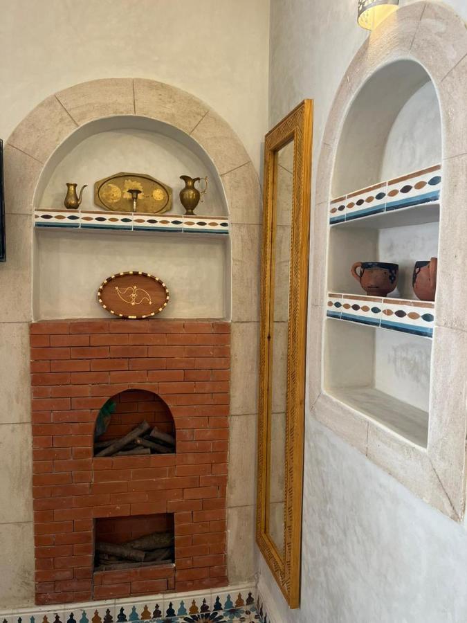 Готель Riad Dar El Hania Ес-Сувейра Екстер'єр фото