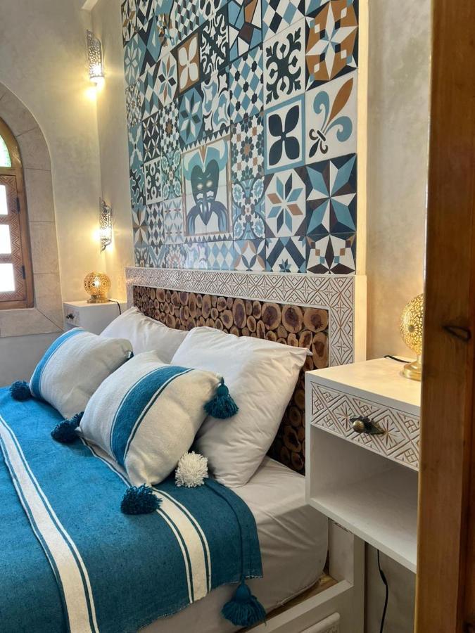 Готель Riad Dar El Hania Ес-Сувейра Екстер'єр фото