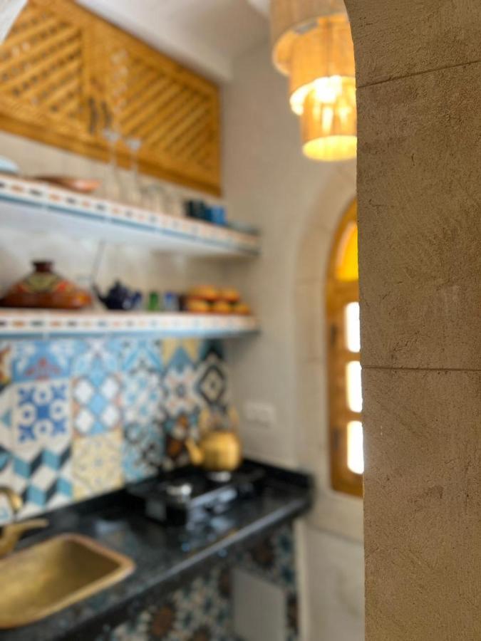 Готель Riad Dar El Hania Ес-Сувейра Екстер'єр фото